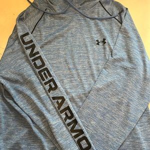 Baby Blue Women’s Under Armour Sz LRG. Loose Fit Hoodie.. EUC!!